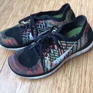 Nike flyknit free run shoes